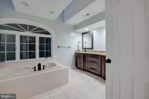 14420 Katie Rd, Phoenix, MD 21131 photo 31