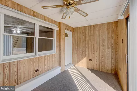 3169 Bero Rd, Halethorpe, MD 21227 photo 12