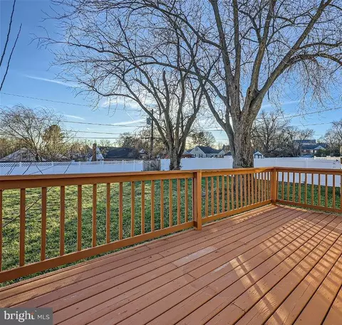 4413 Ebenezer Rd, Nottingham, MD 21236 photo 2