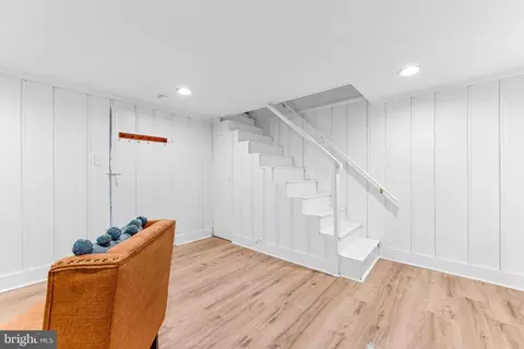 Entry Way - 410 Overbrook Rd, Baltimore, MD 21212 photo 7 of 7
