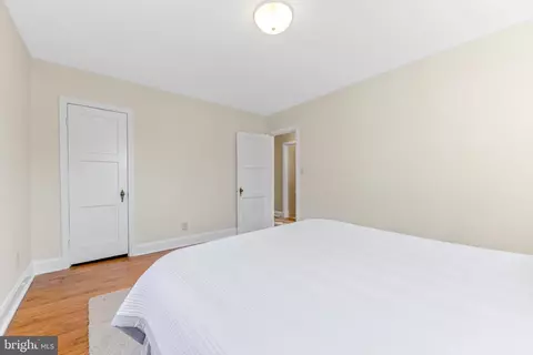 Bedroom - 410 Overbrook Rd, Baltimore, MD 21212 photo 2 of 2