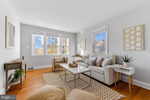 Living - 410 Overbrook Rd, Baltimore, MD 21212 photo 2 of 6