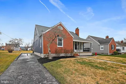 Exterior - 8917 Mavis Ave, Nottingham, MD 21236 photo 3 of 9
