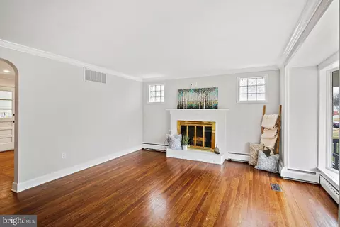 Living - 8917 Mavis Ave, Nottingham, MD 21236 photo 1 of 5