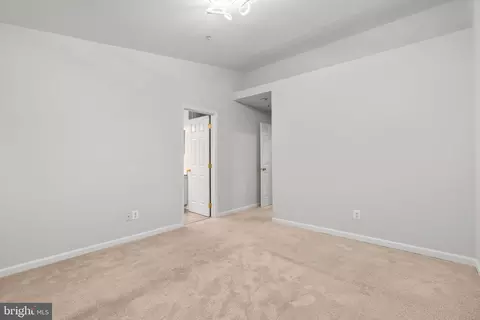 686 Luthardt, Middle River, MD 21220 photo 28