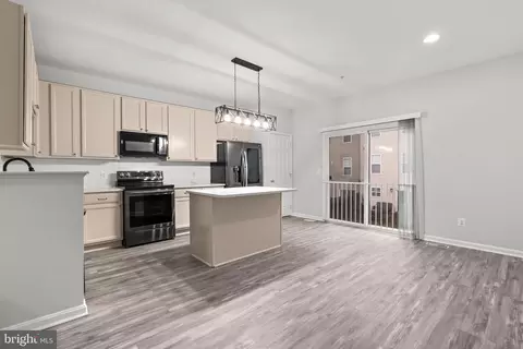 686 Luthardt, Middle River, MD 21220 photo 10