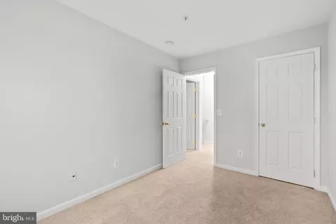 686 Luthardt, Middle River, MD 21220 photo 19