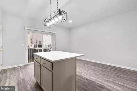 686 Luthardt, Middle River, MD 21220 photo 16