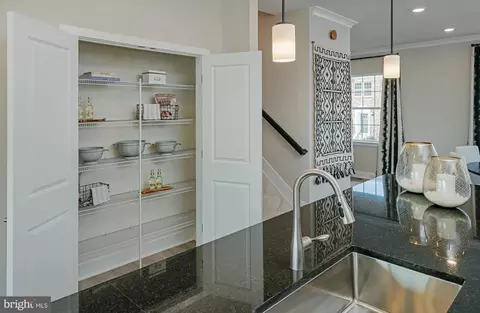 7552 Johnnycake Rd, Windsor Mill, MD 21244 photo 6
