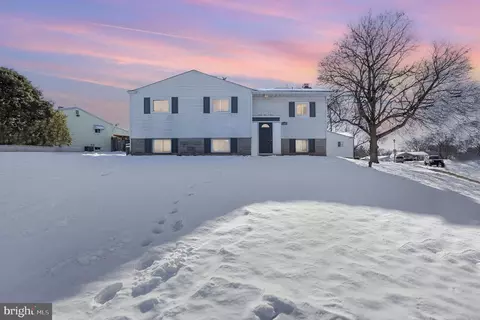 2301 Holyoke Rd, Rosedale, MD 21237