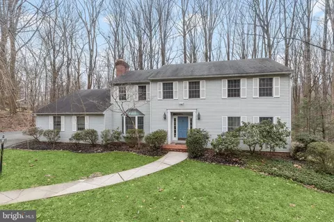 4319 Conifer Ct, Glen Arm, MD 21057
