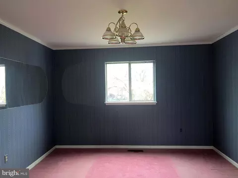 2032 N Rolling Rd, Windsor Mill, MD 21244 photo 4