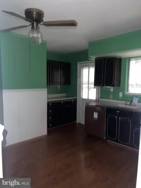 2032 N Rolling Rd, Windsor Mill, MD 21244 photo 5