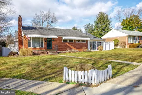 1210 Malbay Dr, Lutherville Timonium, MD 21093