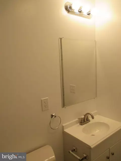 3910 Washington St, Halethorpe, MD 21227 photo 29