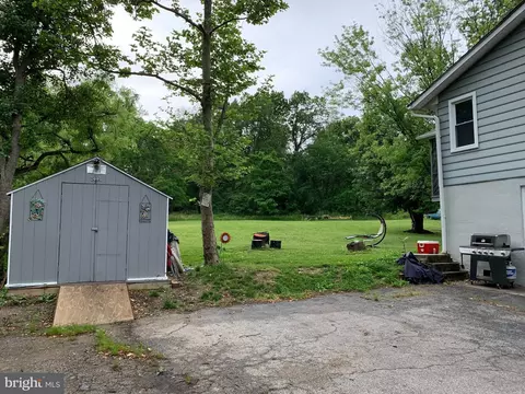 3910 Washington St, Halethorpe, MD 21227 photo 2