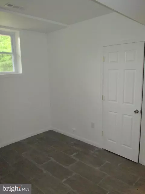 3910 Washington St, Halethorpe, MD 21227 photo 32