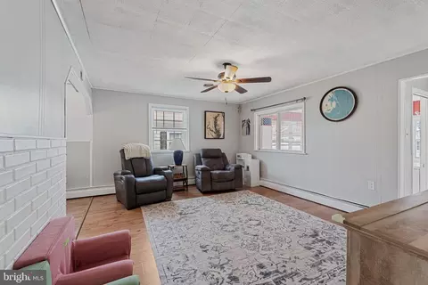 Living - 1323 2nd Rd, Middle River, MD 21220 photo 4 of 4