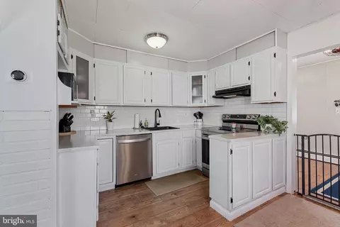 Kitchen - 1323 2nd Rd, Middle River, MD 21220 photo 2 of 3