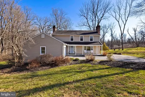 4201 Ravenhurst Cir, Glen Arm, MD 21057