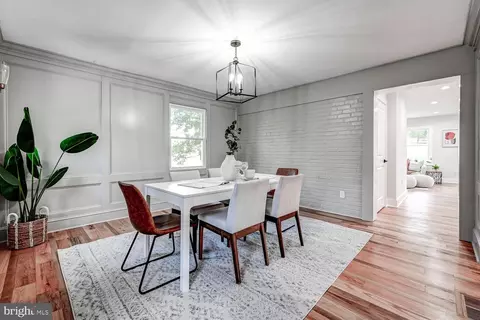 548 Hampton Ln, Towson, MD 21286 photo 11