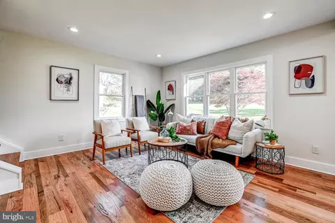 548 Hampton Ln, Towson, MD 21286 photo 5