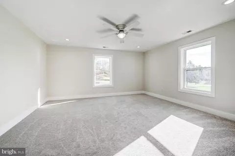 548 Hampton Ln, Towson, MD 21286 photo 37