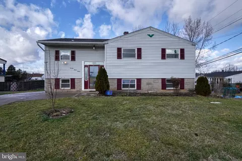 2312 Holyoke Rd, Rosedale, MD 21237
