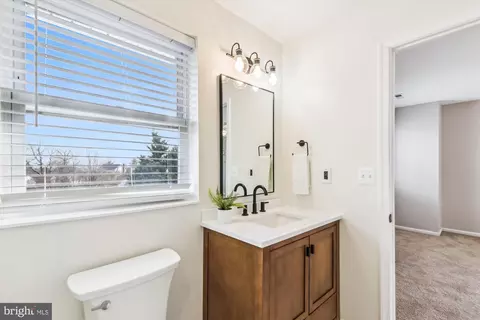 2 Holmes Ave, Catonsville, MD 21228 photo 34