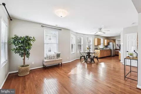 2 Holmes Ave, Catonsville, MD 21228 photo 11