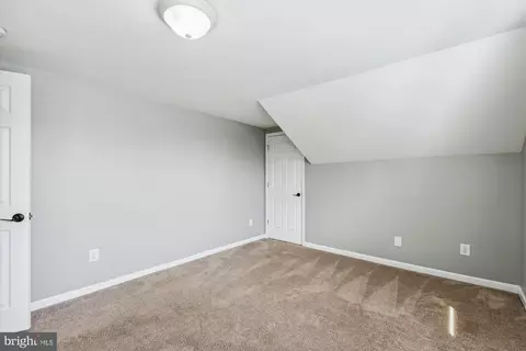 2 Holmes Ave, Catonsville, MD 21228 photo 38