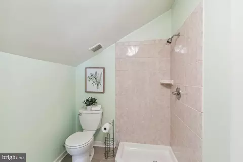 2 Holmes Ave, Catonsville, MD 21228 photo 45