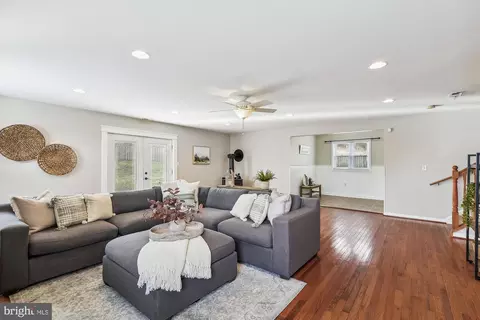 2 Holmes Ave, Catonsville, MD 21228 photo 19