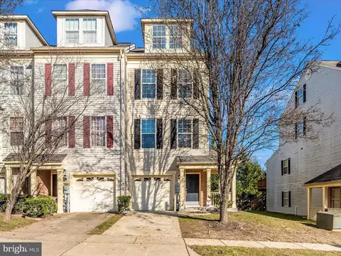 16 Bailey Ln, Owings Mills, MD 21117