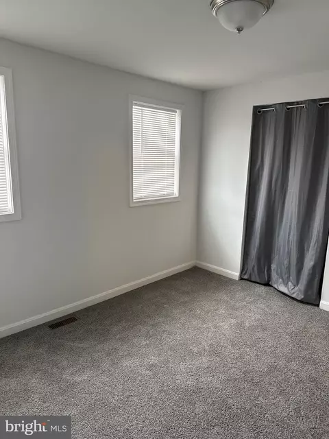 450 Bigley Ave, Baltimore Highlands, MD 21227 photo 5