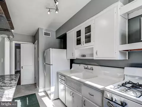 237 Linden Ave, Towson, MD 21286 photo 9
