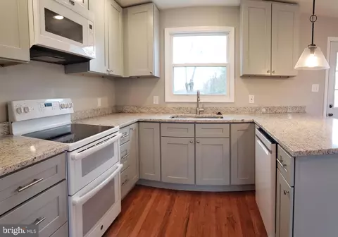 30 Stabilizer Dr, Middle River, MD 21220 photo 10