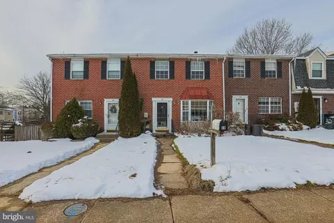 28 Pike Hall Pl, Nottingham, MD 21236