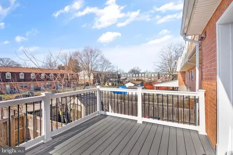 Exterior - 636 Kingston Rd, Middle River, MD 21220 photo 4 of 8