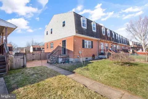 636 Kingston Rd, Middle River, MD 21220