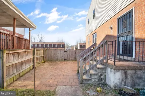 Exterior - 636 Kingston Rd, Middle River, MD 21220 photo 3 of 8