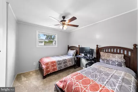 Bedroom - 5521 Lanham Way, Baltimore, MD 21206 photo 6 of 8