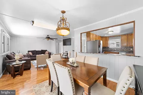 Dining - 5521 Lanham Way, Baltimore, MD 21206 photo 1 of 3
