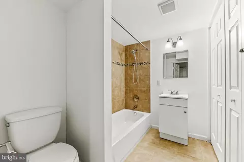 7210 Stratton Way, Baltimore, MD 21224 photo 21