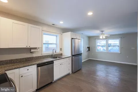 26 Helicopter Dr, Middle River, MD 21220 photo 16
