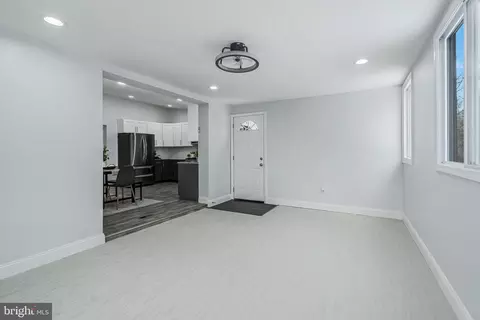 125 4th Ave, Halethorpe, MD 21227 photo 16