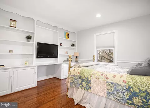 Bedroom - 520 Hampton Ln, Towson, MD 21286 photo 6 of 6