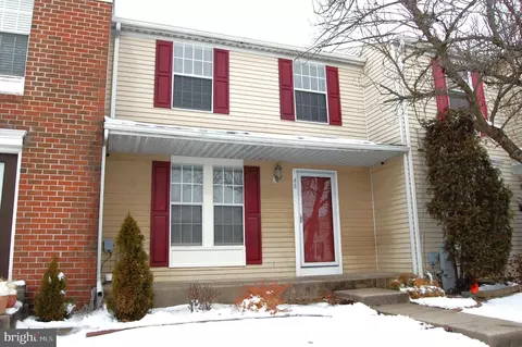 48 Triple Crown Ct, Windsor Mill, MD 21244