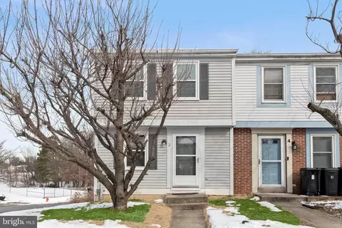 2 Verity Ct, Nottingham, MD 21236