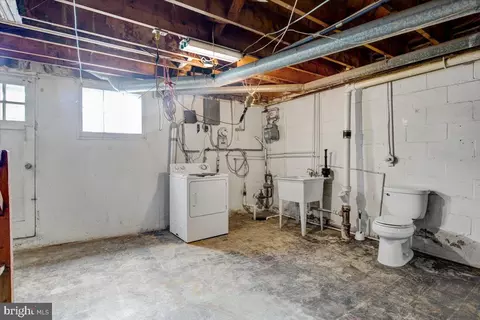 8039 Wynbrook Rd, Baltimore, MD 21224 photo 13